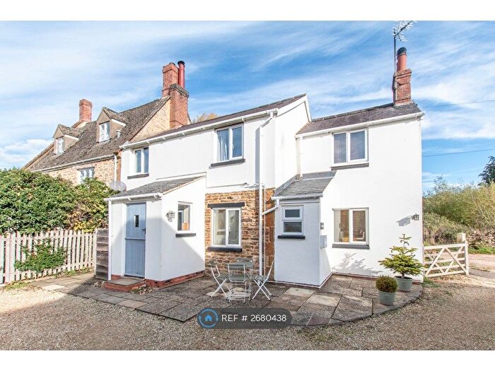 4 Bedroom Semi-Detached House To Rent In Marston St. Lawrence, Banbury, OX17