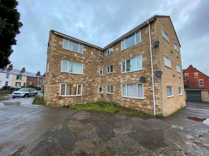 2 Bedroom Flat To Rent In Trinity Court, Wingfield Road, Trowbridge, BA14