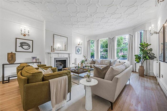 6 Bedroom Detached House To Rent In Frognal Lane, London, NW3