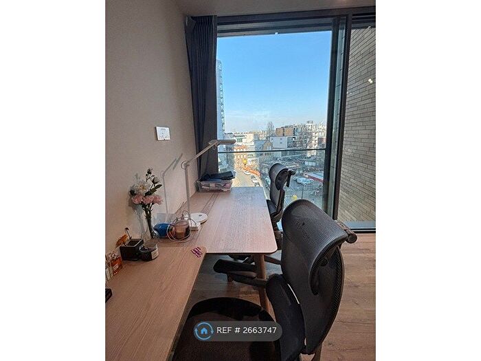1 Bedroom Detached House To Rent In London, London, EC1V