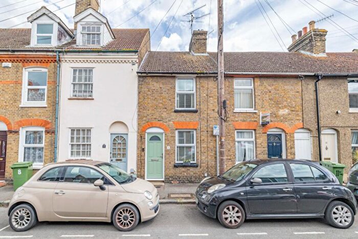 3 Bedroom Terraced House For Sale In St. Johns Road, Faversham, Kent, ME13