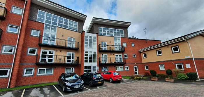 2 Bedroom Apartment To Rent In Central, Wharf Road, Sale, M33