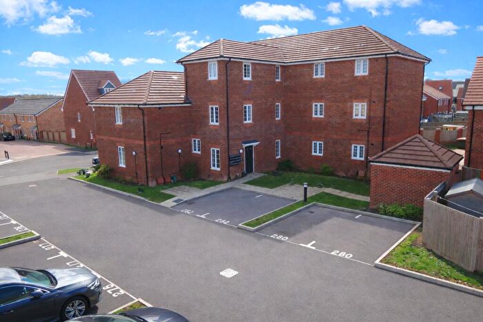 2 Bedroom Apartment For Sale In Bamburgh Way, Houghton Regis, Dunstable, Bedfordshire, LU5