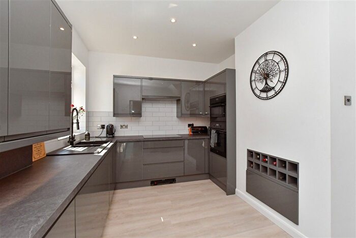 5 Bedroom Detached House For Sale In Church Road, Eastchurch, Sheerness, Kent, ME12