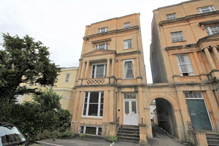 1 Bedroom Apartment For Sale In Lansdown Terrace, Cheltenham, Gloucestershire, GL50