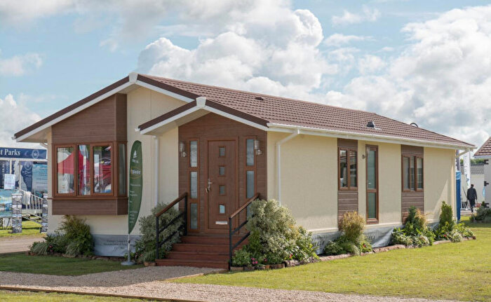 2 Bedroom Park Home For Sale In Wells, Somerset, BA5