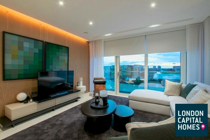 2 Bedroom Apartment To Rent In Sugar Quay Water Lane London, EC3R