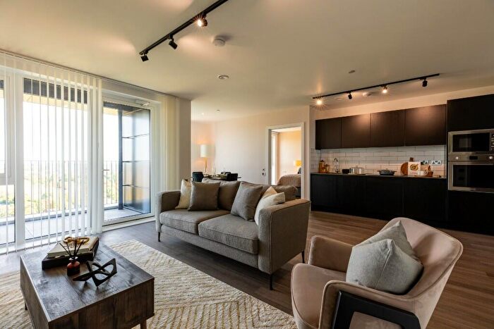 1 Bedroom Flat To Rent In Flat, Mitre Yard, - Scrubs Lane, London, NW10