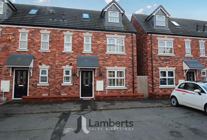 3 Bedroom Terraced House For Sale In Church Street, Studley, B80