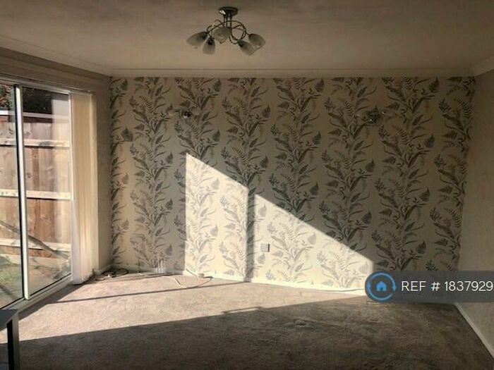 2 Bedroom Terraced House To Rent In Tulip Walk, Birmingham, B37