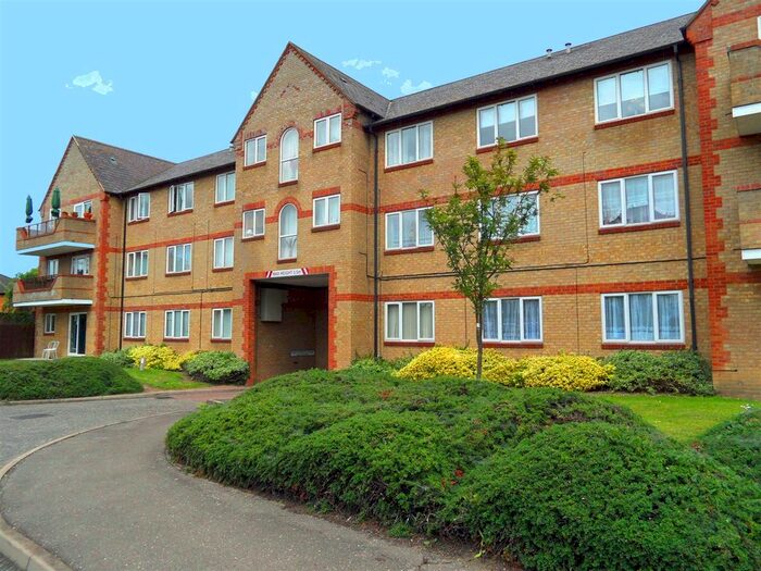 2 Bedroom Flat To Rent In Farnsworth Court, Fletton, Peterborough, PE2