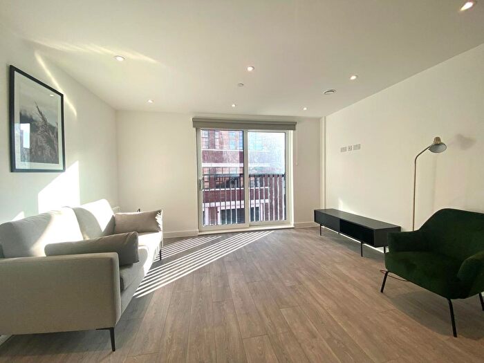 1 Bedroom Flat To Rent In The Burj, Bradford Street, B12