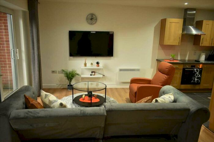 1 Bedroom Apartment To Rent In Envoy House, East Drive, Colindale, NW9