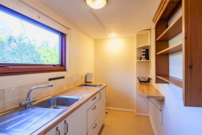 1 Bedroom Flat To Rent In Riveracres Studio, Moulsford OX10