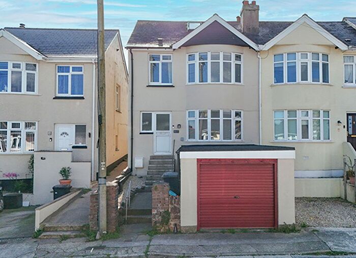 3 Bedroom End Terrace House For Sale In Barnfield Road, Paignton, TQ3