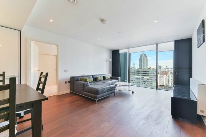 2 Bedroom Flat To Rent In Strata, Walworth Street, Elephant &amp; Castle, SE1