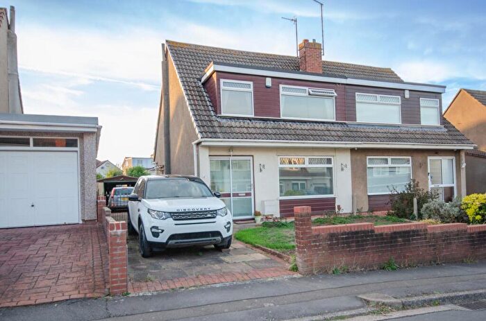 3 Bedroom Semi Detached House For Sale In Sutherland Avenue, Downend, Bristol, BS16