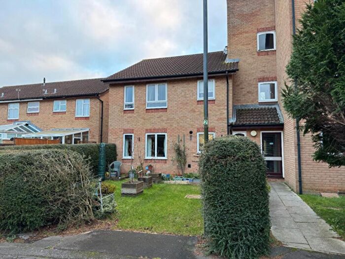 2 Bedroom Flat To Rent In Tindell Court, Longwell Green, Bristol, BS30