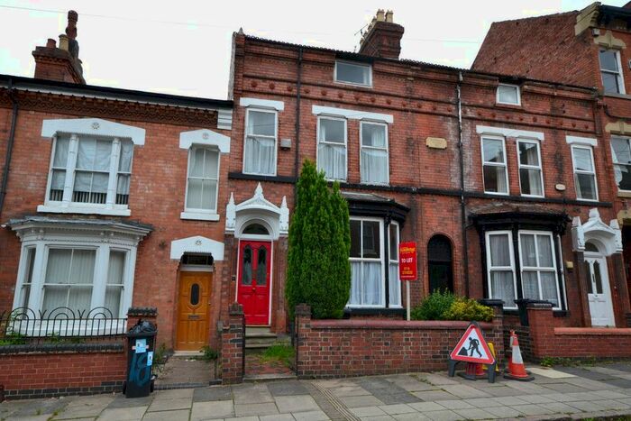 5 Bedroom Terraced House To Rent In Severn Street, Leicester, LE2