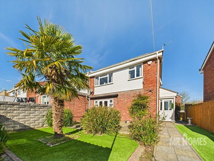 4 Bedroom Semi Detached House To Rent In Waun Fach, Cardiff, CF23