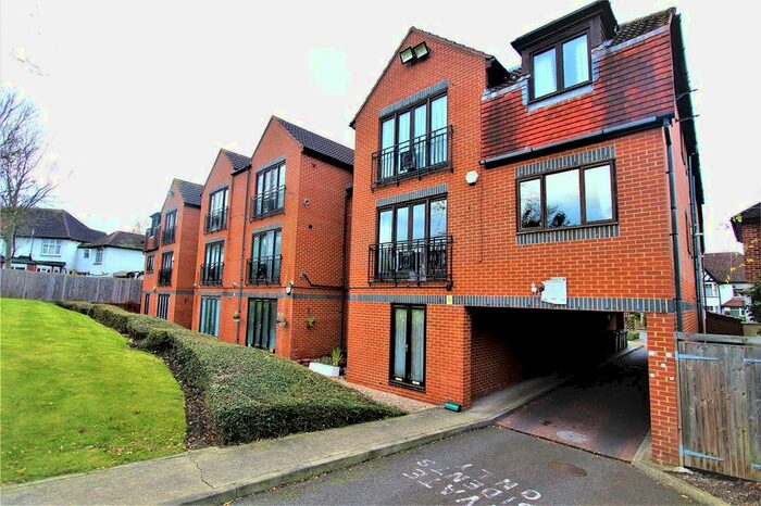2 Bedroom Flat To Rent In Ashwood Court, Wembley Park Drive, Wembley, HA9