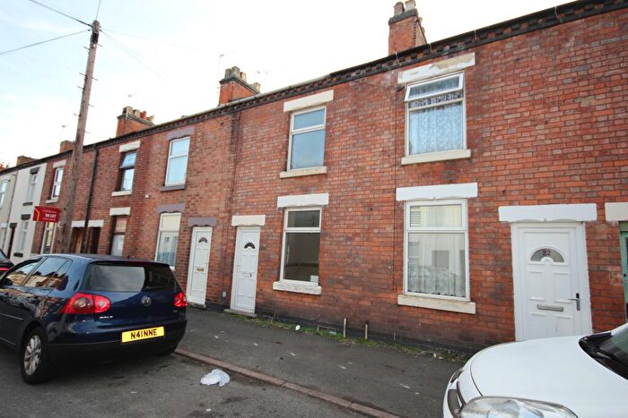 2 Bedroom Terraced House To Rent In Oak Street, Staffordshire, Burton Upon Trent, DE14