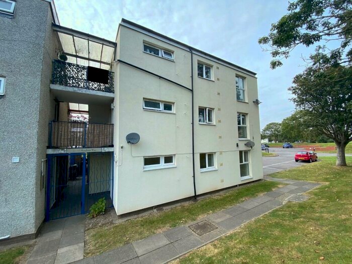 2 Bedroom Apartment To Rent In Mandarin Way, Howe Road, Gosport, PO13