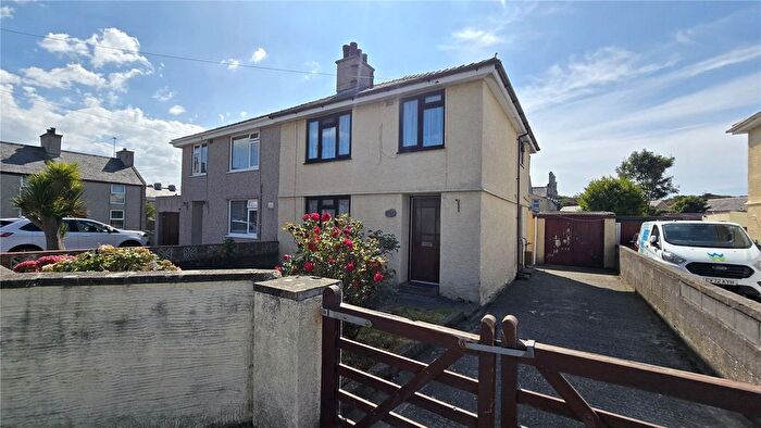 3 Bedroom Semi-detached House For Sale In Maes Y Brenin, Holyhead, Isle Of Anglesey, LL65