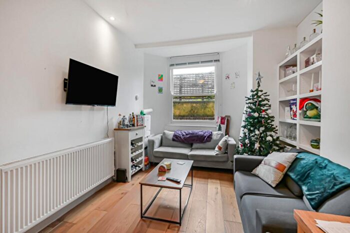 3 Bedroom Property To Rent In St. John's Grove, Upper Holloway, N19