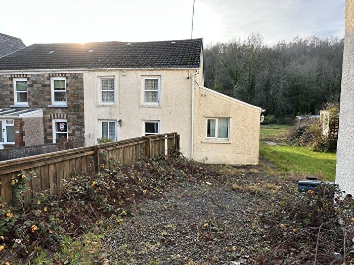 2 Bedroom Cottage For Sale In Heol Twrch, Lower Cwmtwrch, Powys., SA9