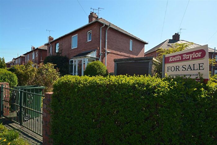 3 Bedroom Semi-Detached House For Sale In Haig Street, Selby, YO8