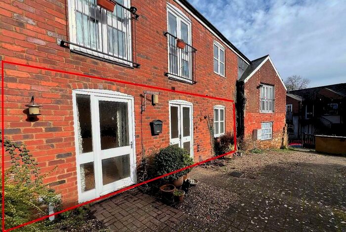 1 Bedroom Flat To Rent In Ground Floor Flat -High Street, Rothwell, NN14