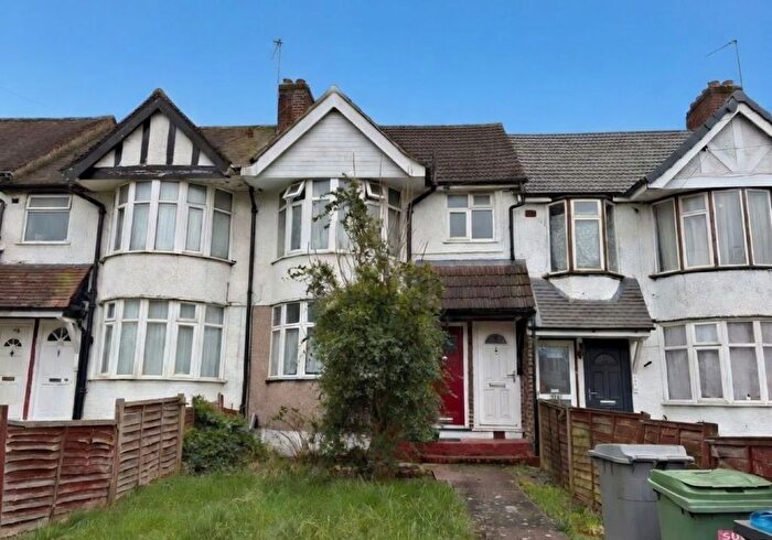 2 Bedroom Flat For Sale In A Braemar Avenue, Neasden, London, NW10