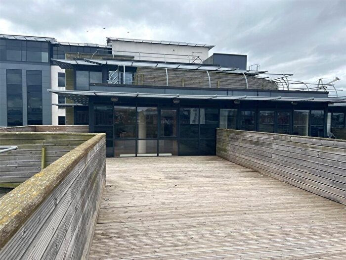 2 Bedroom Flat For Sale In Waterfront Plaza, Nottingham, Nottinghamshire, NG2