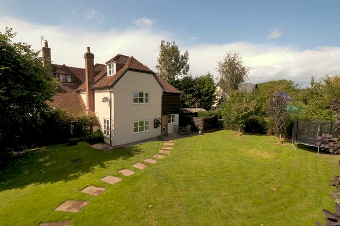 4 Bedroom Semi-Detached House For Sale In Haviker Street, Collier Street, Tonbridge, TN12