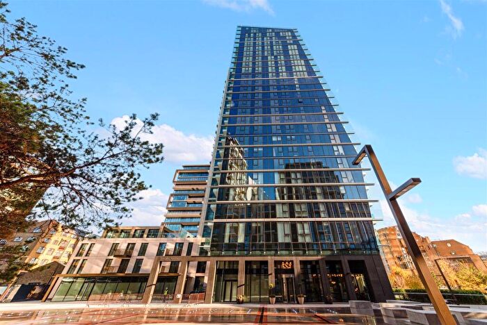 2 Bedroom Apartment To Rent In Cashmere Wharf, London Dock, E1W