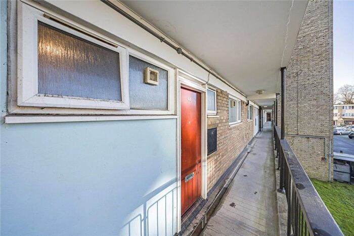 1 Bedroom Flat For Sale In Cortis Road, London, SW15