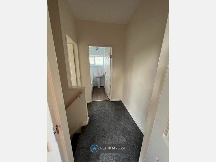 2 Bedroom Maisonette To Rent In Western Avenue, Market Harborough, LE16