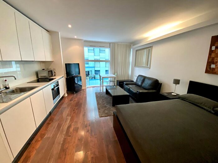 Apartment To Rent In Wharfside Street, Birmingham, B1