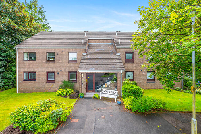 2 Bedroom Apartment For Sale In Humbie Gate, Newton Mearns, G77