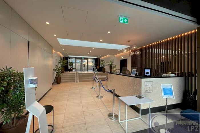 1 Bedroom Flat To Rent In Fountain Park Way, Shepherds Bush, W12