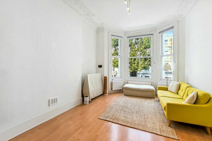 2 Bedroom Flat To Rent In Philbeach Gardens, London, SW5