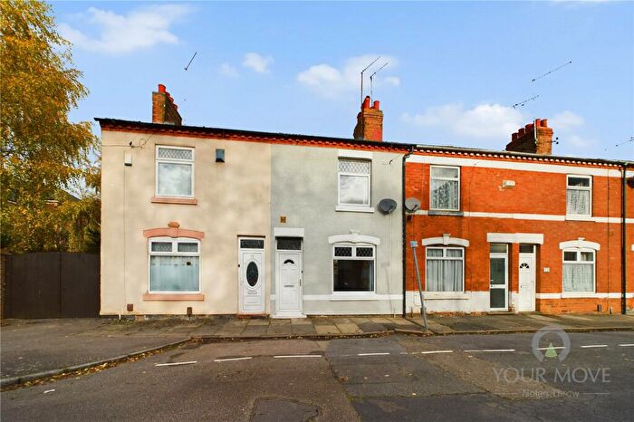 3 Bedroom Terraced House To Rent In Spencer Street, St James, Northampton, Northamptonshire, NN5