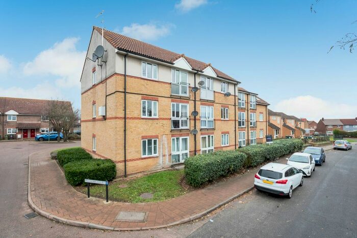 2 Bedroom Flat To Rent In Farnol Road, Dartford, DA1