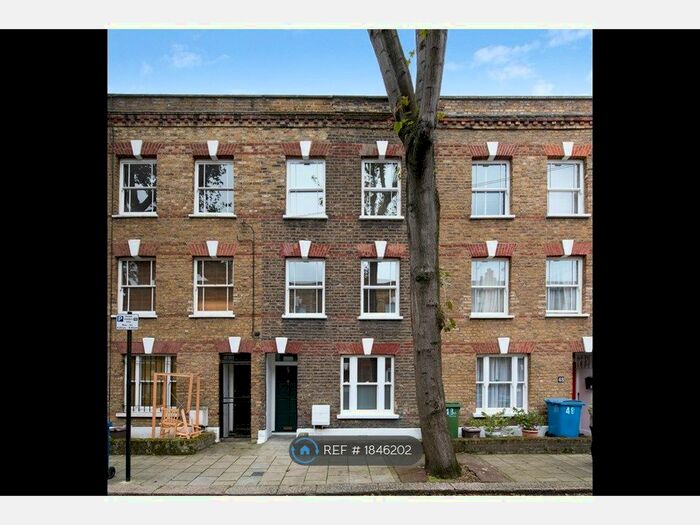 5 Bedroom Terraced House To Rent In Henshaw Street, London, SE17