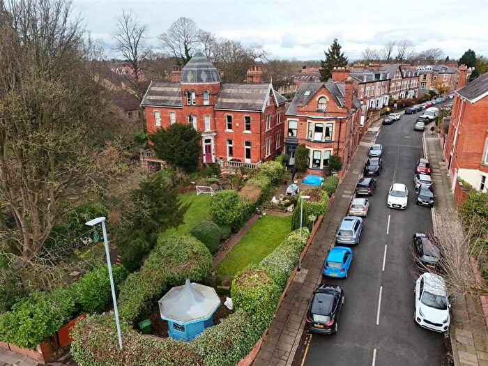 7 Bedroom Detached House For Sale In Cleveland Avenue, Darlington, DL3