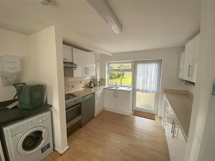 4 Bedroom Terraced House To Rent In Northdown Road, Hatfield, AL10