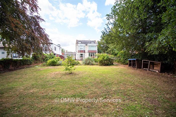 6 Bedroom Detached House For Sale In Villa Road, Nottingham, NG3