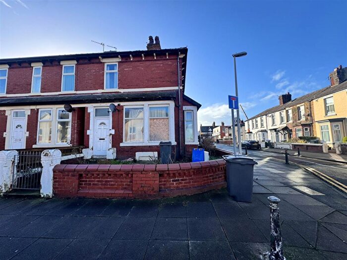3 Bedroom End Of Terrace House For Sale In Elizabeth Street, Blackpool, FY1