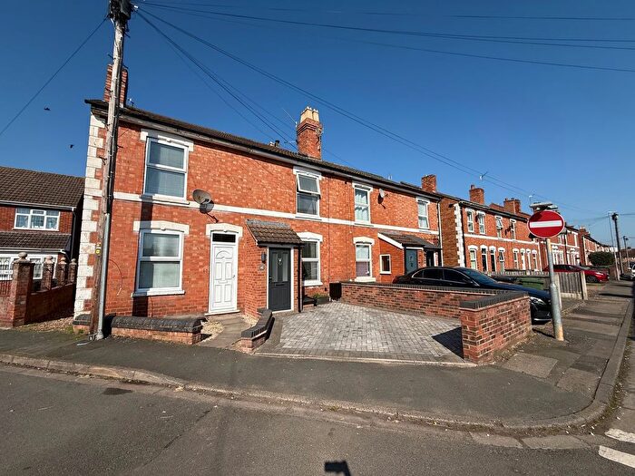 2 Bedroom End Of Terrace House To Rent In Blakefield Road, Worcester, WR2